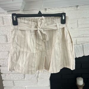 Loft linen shorts